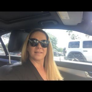 Meet your Posher, Helena